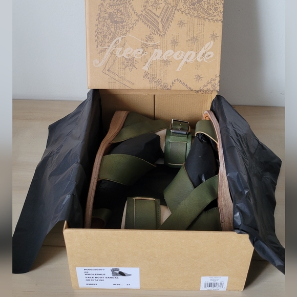 NWT Free People Vale Boot Leather Sandal Shoes - Brand new - "Khaki" color - Picture 10 of 12